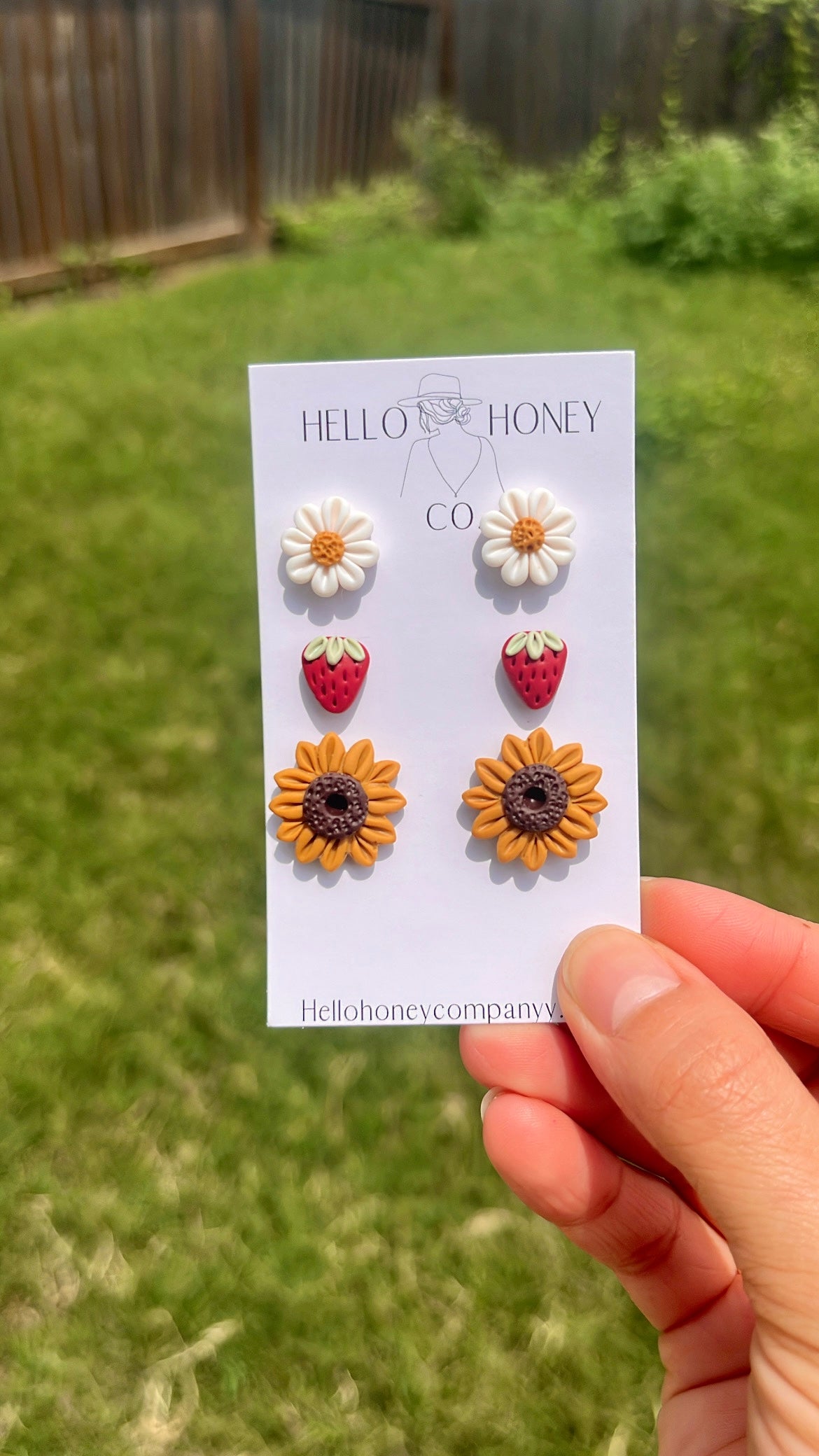 Strawberry Stud Pack