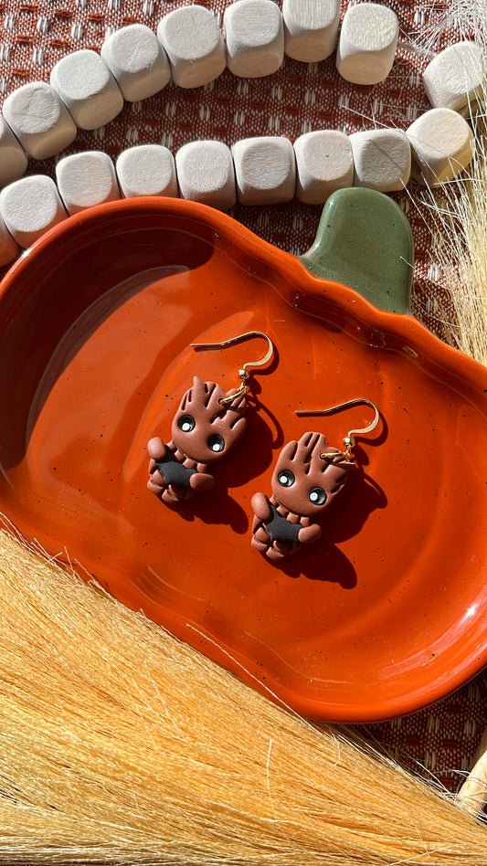 Baby Groot and Bat