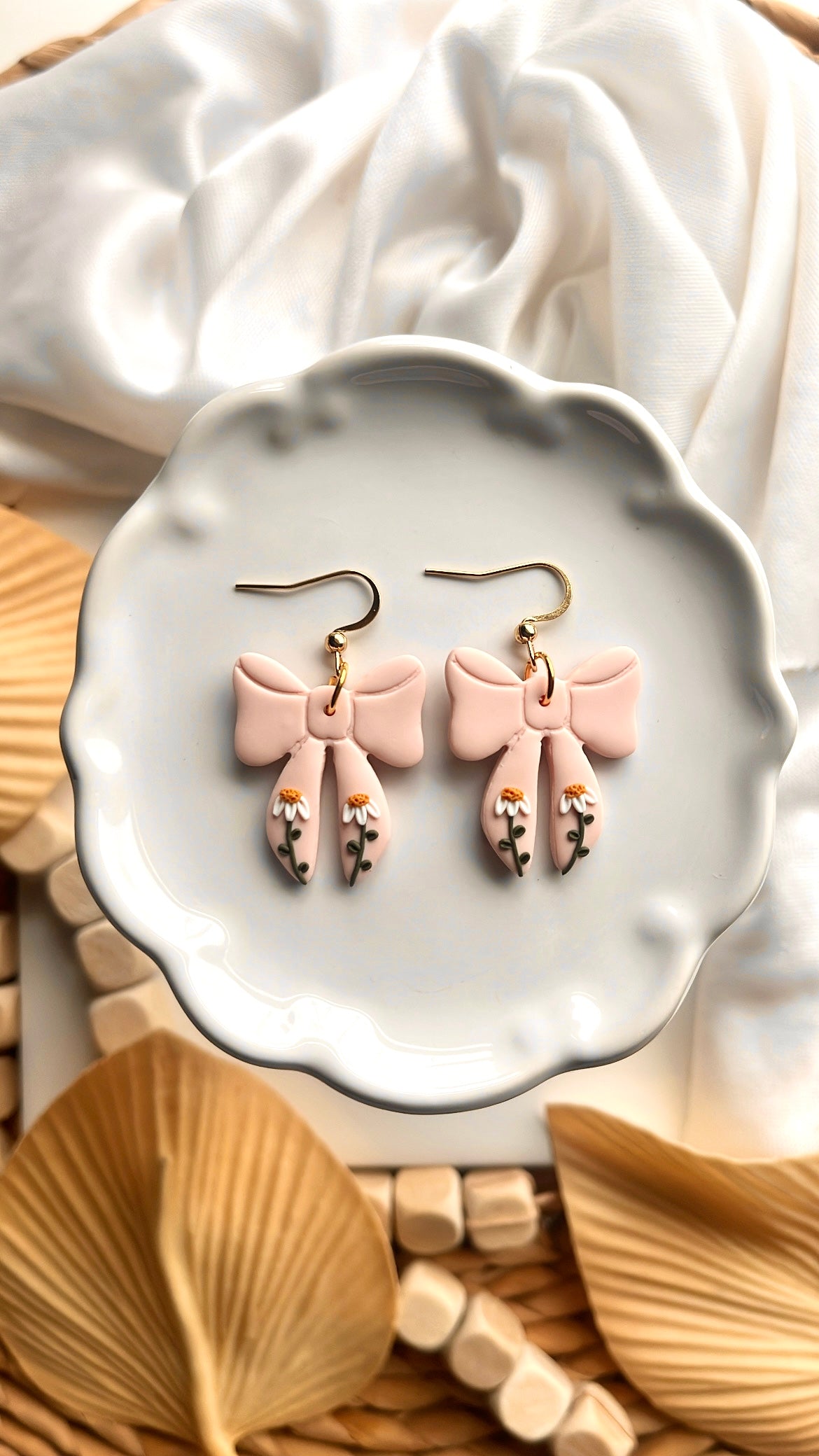 Delicate Flower Bows