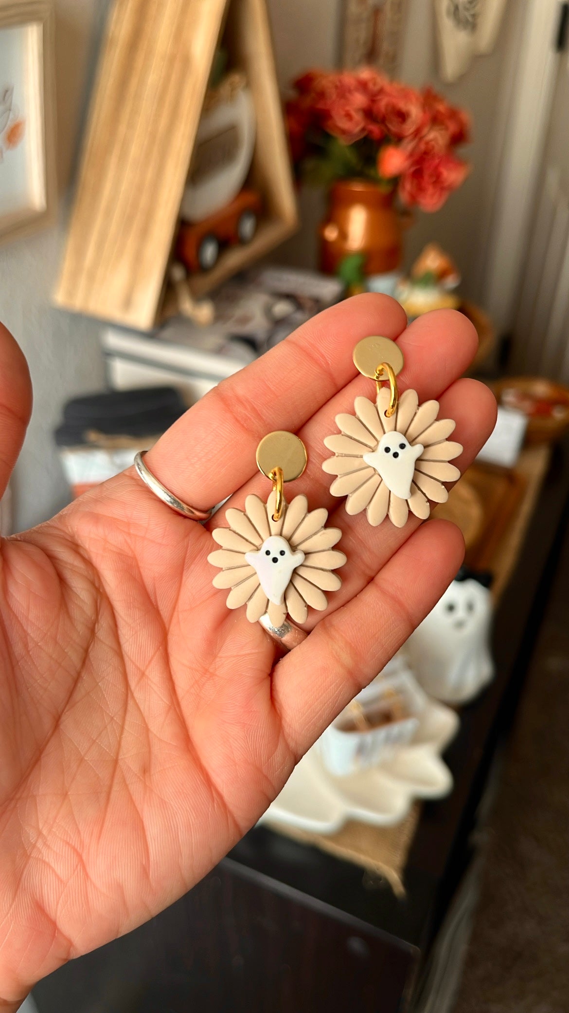 Beige Flower Ghosts