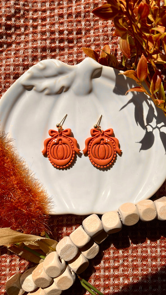 Beaded Pumpkin Frames