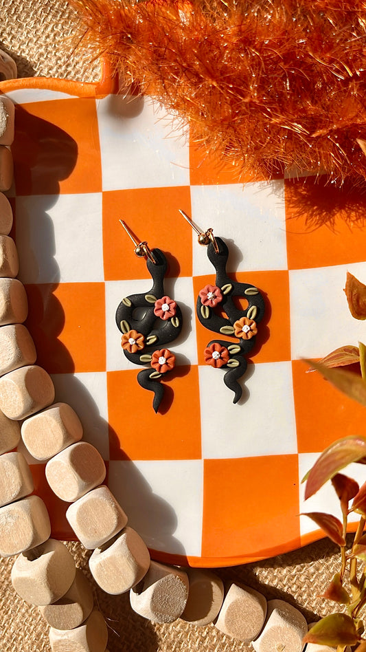 Black Flower Snakes