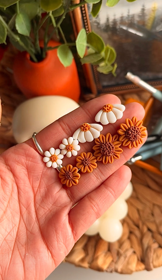 Floral Studs🌼